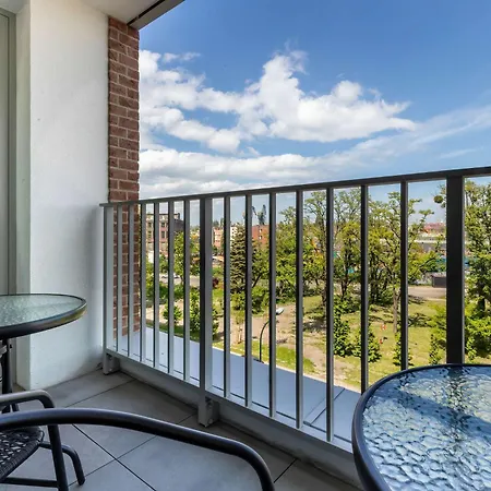 Modern Popieluszki 2c With Parking In The Center Of By Renters * Гданьск