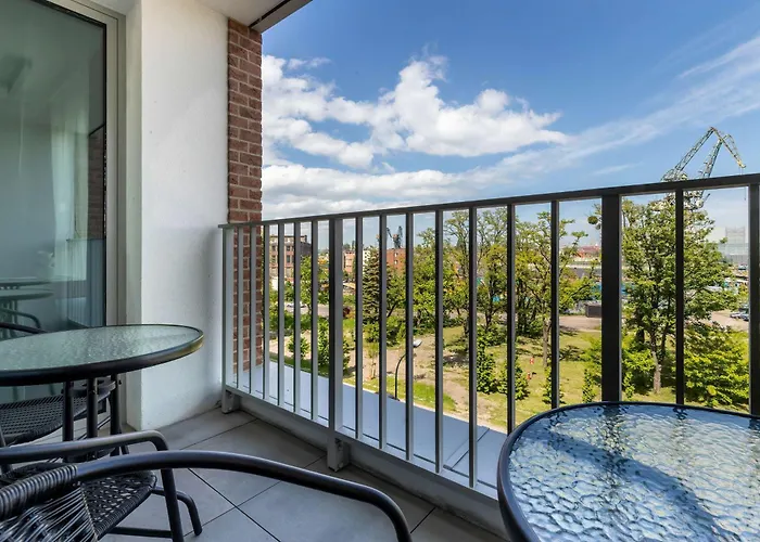 Modern Popieluszki 2c With Parking In The Center Of By Renters * Gdansk