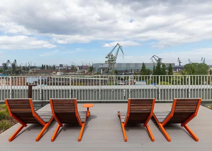 Modern Popieluszki 2c With Parking In The Center Of By Renters Daire Gdansk