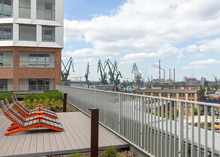 Modern Popieluszki 2c With Parking In The Center Of By Renters